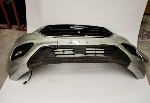 FORD CUSTOM 330 L 125 PS ÇIKMA PARÇA   2018 SONRASI ÖN TAMPON DOLU